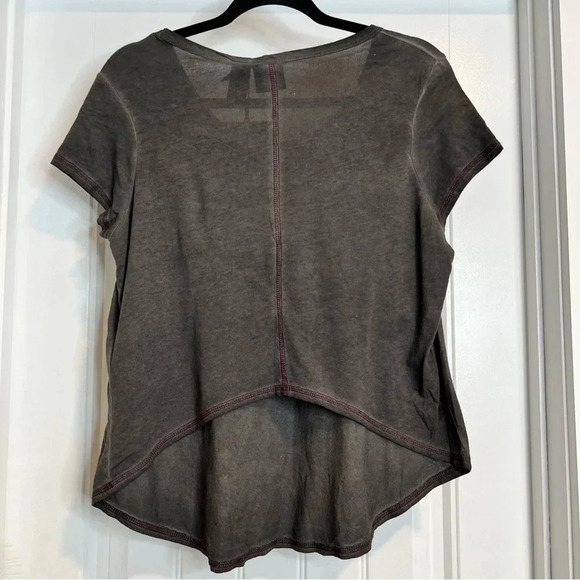 Harley Davidson Gray Graphic Cropped Back Tee. Size Medium. NWT. - Picture 3 of 8